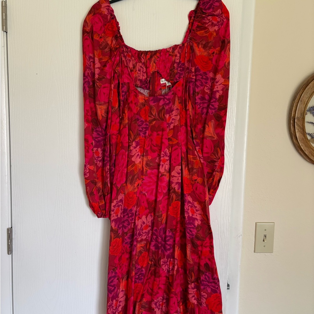 NWT FL&L MIDI dress